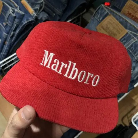 Marlboro 코듀로이 레드캡